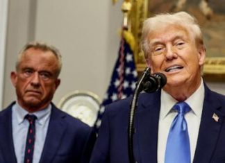 Trump distorts facts on autism, Tylenol and vaccines, scientists say