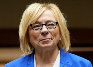 Maine Gov. Janet Mills suspends her U.S. Senate campaign