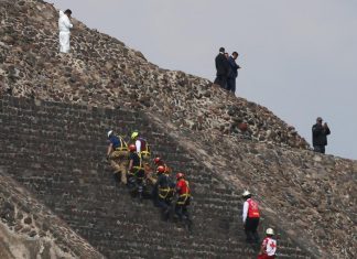 Gunman in Mexican tourist site shooting influenced by violent acts in US: Officials