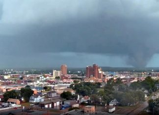 Almost 27 million on alert for severe weather outbreak in parts of US