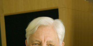 Opinion: Remembering Kevin Klose, former NPR president and broadcasting icon