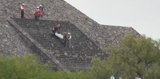 Gunman shoots several tourists at historic pyramids in Mexico