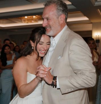 WATCH: David Muir shares surprise dad shared at daughter’s wedding reception