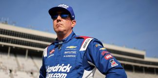 NASCAR community and beyond pays tribute to race car legend Kyle Busch