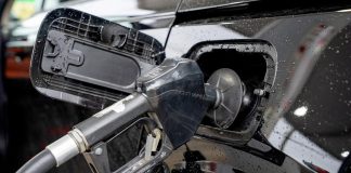 Gas prices near highest level in 4 years ahead of Memorial Day