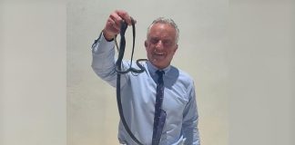 Robert F. Kennedy Jr. captures pair of snakes in viral video