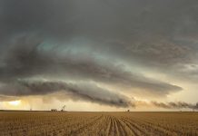 Plains and the Midwest bracing for more severe weather, possible tornadoes