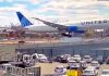 New video shows United Airlines flight strike pole, truck during Newark landing