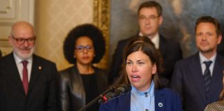 Liberal U.S. mayors team up with European counterparts to fight authoritarianism