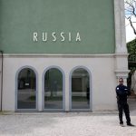 The Venice Biennale jury resigns amid tensions over awards ban, Russian participation