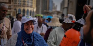 Muslims begin the annual Hajj against a backdrop of war concerns