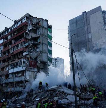 Russia hits Kyiv with drones and ballistic missiles, killing 1 and injuring 31