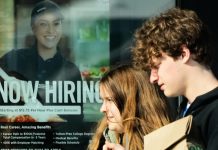 US jobless claim applications rise to 200K but remain historically low