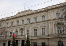 Austria expels 3 Russian Embassy staff over suspected antenna spying in Vienna