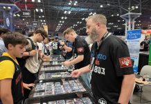 WATCH: Inside Fanatics Fest and the skyrocketing sports card industry