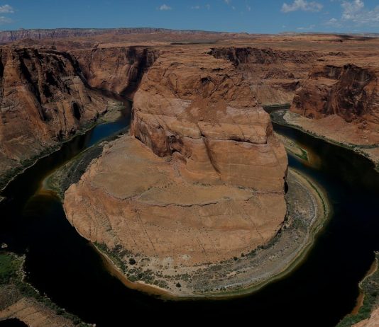 Feds order steep Colorado River water cuts for Arizona, California and Nevada