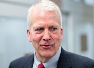 Democrats eye potential Senate flip in Alaska with 2 GOP Dan Sullivans on the ballot