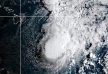 Tropical Storm Moke to pass south of Hawaii, bringing heavy rain to the Big Island