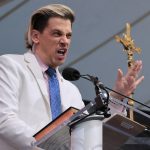 Milo Yiannopoulos, far-right critic of U.S. immigration, is deported from U.S.