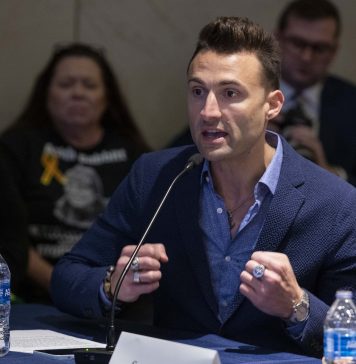 This crowded Republican primary in Florida has drawn a unique cast of candidates