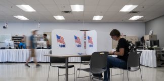 In Minnesota and Wisconsin, competitive primaries will again test power of progressive candidates