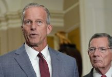 Senate approves funding bill to avoid a shutdown before the election