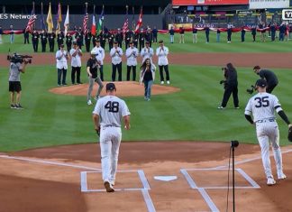 WATCH: Yankees, Mets honor 9/11 with ceremonial first pitches 260912 gma newsvo 911 2 hpmain 16x9 1600
