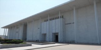 WATCH: Kennedy Center says it could close as soon as Tuesday unless Trump’s name is there 260914 abcnl 2p travers hpmain 16x9 1600
