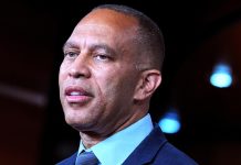 House Democratic Leader Jeffries calls on lawmakers to ‘act urgently’ on AI Jeffries 2 ap gmh 260903 1788455053969 hpmain 16x9 1600