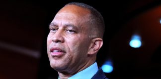 House Democratic Leader Jeffries calls on lawmakers to ‘act urgently’ on AI Jeffries 2 ap gmh 260903 1788455053969 hpmain 16x9 1600