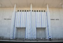 Protesters plan to form human chain around Kennedy Center amid Trump’s threats Kennedy ctr 1 gty gmh 260915 1789504345940 hpmain 16x9 1600